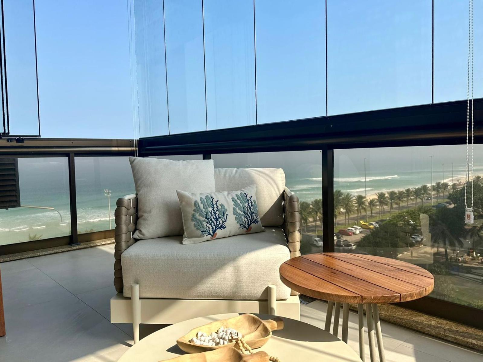 Lindo Apto No Melhor Lugar Da Barra Da Tijuca! Com Uma Vista De Tirar O Folego, Frente Para O Mar! Totalmente Equipado E Decorado Ao Lado Dos Melhores Hoteis E Quiosques Da Barra! Portaria 24H, Piscina, Sauna, Jacuzzi, Academia, Garagem, Wi-Fi, Lavan Ρίο ντε Τζανέιρο Εξωτερικό φωτογραφία