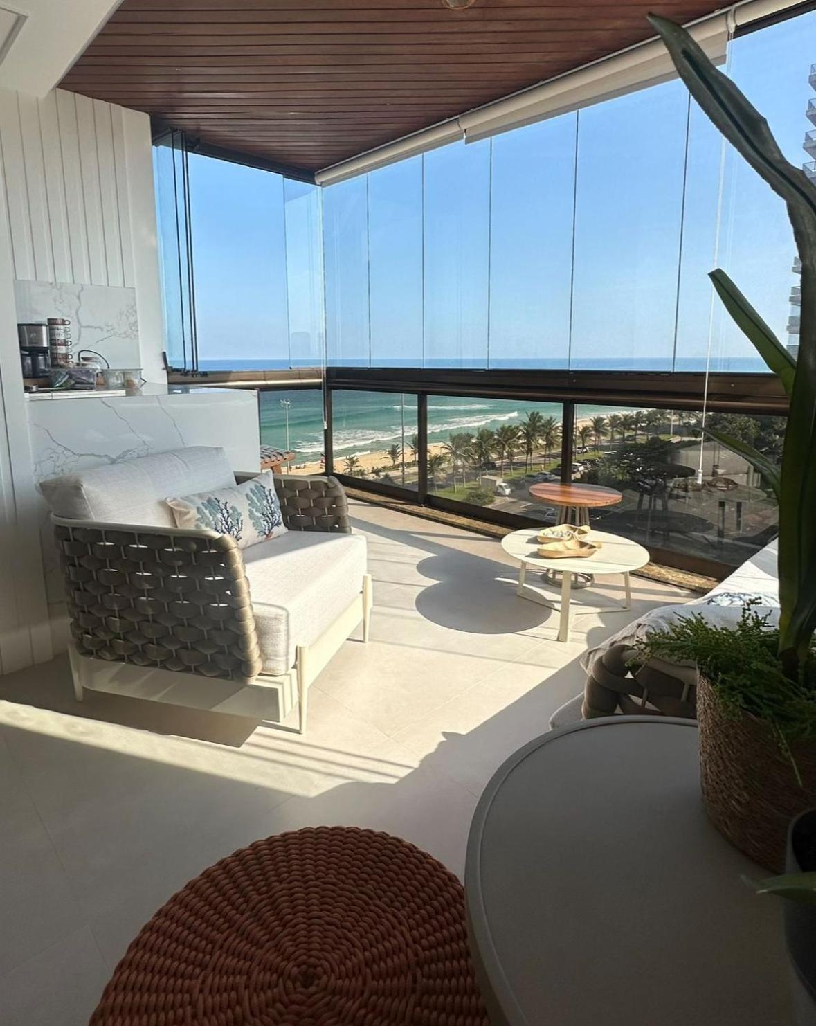 Lindo Apto No Melhor Lugar Da Barra Da Tijuca! Com Uma Vista De Tirar O Folego, Frente Para O Mar! Totalmente Equipado E Decorado Ao Lado Dos Melhores Hoteis E Quiosques Da Barra! Portaria 24H, Piscina, Sauna, Jacuzzi, Academia, Garagem, Wi-Fi, Lavan Ρίο ντε Τζανέιρο Εξωτερικό φωτογραφία