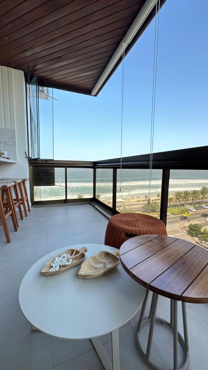 Lindo Apto No Melhor Lugar Da Barra Da Tijuca! Com Uma Vista De Tirar O Folego, Frente Para O Mar! Totalmente Equipado E Decorado Ao Lado Dos Melhores Hoteis E Quiosques Da Barra! Portaria 24H, Piscina, Sauna, Jacuzzi, Academia, Garagem, Wi-Fi, Lavan Ρίο ντε Τζανέιρο Εξωτερικό φωτογραφία